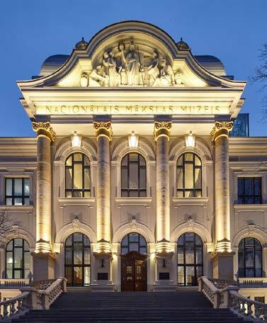 Mūsdienās ēkās iekārtots Arhitektūras muzejs un Valsts kultūras pieminekļu aizsardzības inspekcija. Mazā Pils iela 17, 19, 21 12 izpostīta, pārdzīvojusi Rīgas pils celtniecība uzsākta jau 1330.