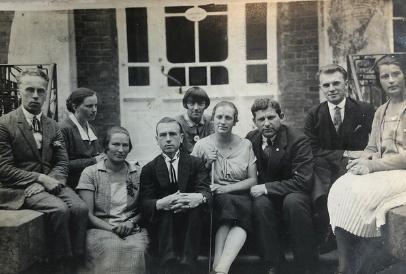Lūznavas muižā darbojās Laizānu nedzirdīgo bērnu skola (1923-1944).