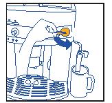 5. Kafijas pagatavošana (izmantojot kafijas pupias) 1) Pirms kafijas pagatavošanas prliecinieties, ka indikatori un izgaismojas neprtraukti, un kafijas pupiu konteiners ir piepildts.
