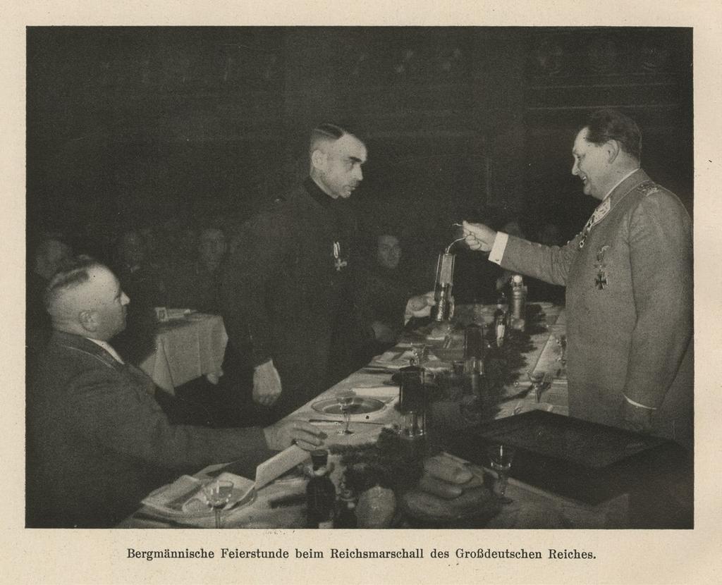 Mining in early modern Saxony 145 Fig. 7 Hermann Go ring receives a miner's lamp during a festive gathering of miners on 11 January 1941.