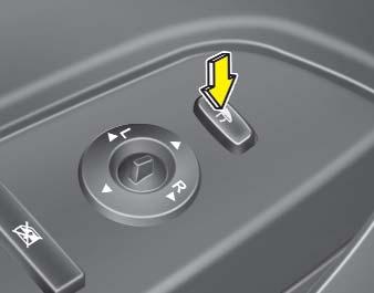 Iepazîstiet savu automobili OED036083 Elektriskais tips (ja ir aprîkots) Lai nolocîtu ârçjo atpakaïskata spoguli, nospiediet pogu. Lai to atlocîtu atpakaï, nospiediet pogu vçlreiz.