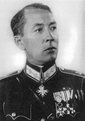 Viņš raksta: Ādolfs Kontrovskis, kurš bija atzīts un apbalvots Latvijas armijas augstākais virsnieks, piedalījies Neatkarības karā, kopā ar valdību bijis uz kuģa Saratov, līdz šim ir bijis nepelnīti