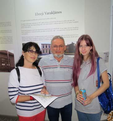 6 Interesanta tikšanās 2020. gada 13. augustā Varakļānu Novada muzeju apmeklēja fotogrāfa Leibas Lifšica mazdēls Arturs Lifšics ar ģimeni (sievu Ņinu un mazmeitu Kristinu).