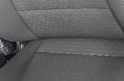 auduma sēdekļiem Melns salons ar Comfort auduma sēdekļiem Divtoņu melnspelēks salons ar Grey Point akcentiem 290 290 Melns salons ar Green Point akcentiem * pieejams tikai ar šādām virsbūves krāsām: