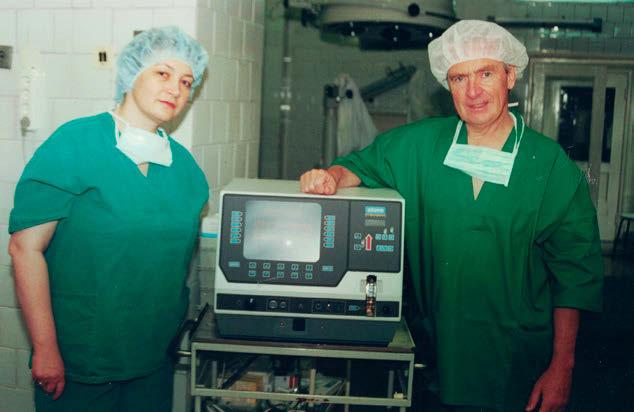 1996. gadā Dortmundes slimnīcā pavadīju divas nedēļas. Skatoties, kā operē profesors Kammans un viņa kolēģi, man šķita, ka uzsākt šo metodi Latvijā nebūs nekādu problēmu.