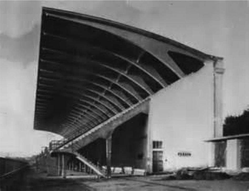 His first major building was the Municipal Stadium in Florence (1930 1932), committed by the regime in memory of the fascist hero Giovanni Berta.