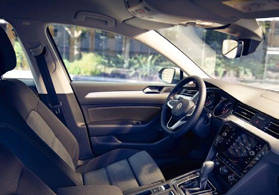 Volkswagen īpašie piedāvājumi Ietaupiet līdz -20% Comfort pakete Stāvvietā novietošanas sensori priekšā un aizmugurē Automātiskā gaisa kondicionēšanas sistēma Climatronic ar 3-zonu temperatūras