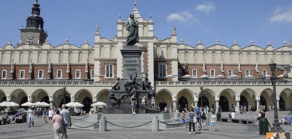 sākuma iespaidīgākais baroka meistardarbs. Polijas slavenāko tirgus laukumu vidū neapšaubāmi izcilākais ir Krakovas Rynek Główny. Sv.