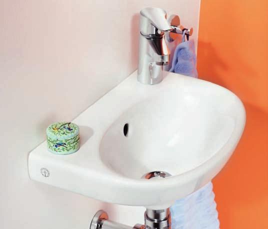 Noapaļotās malas ļauj arī ietaupīt vietu mazās vannas istabās.