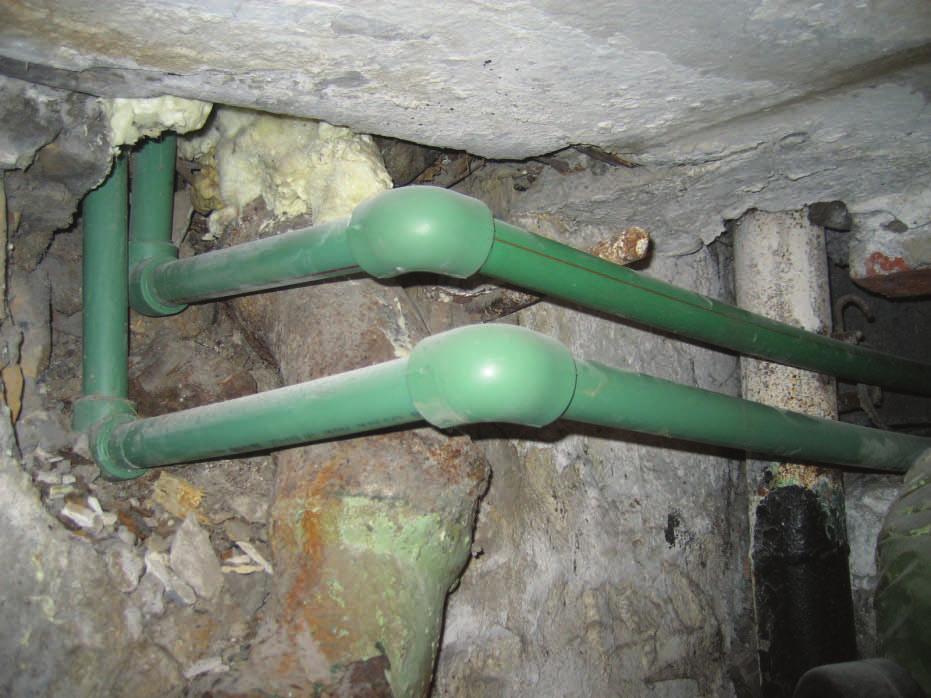 Polimēru caurules Polimēru cauruļu galvenā atšķirība no metāla caurulēm ir to absolūta korozijizturība, kas būtiski paildzina to kalpošanas laiku.