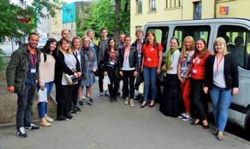 Labdarības koncerti, sadarbojoties ar Latvijas Universitāti un Cēsu novada domi, tika rīkoti, lai atbalstītu vientuļos Latvijas sirmgalvjus.