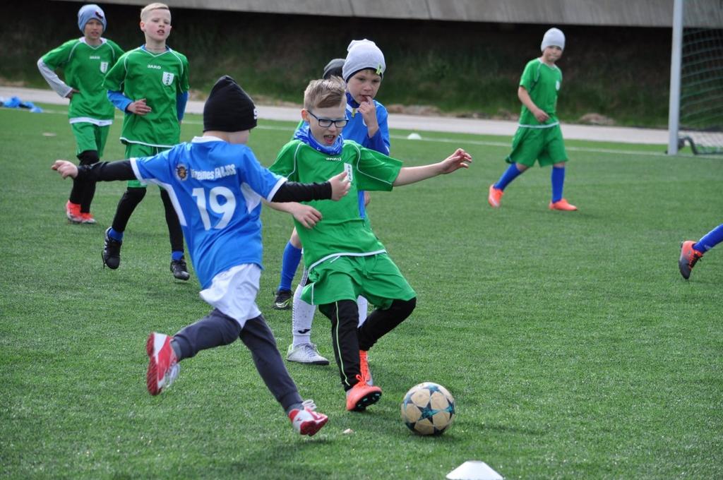 aprīlī Kārsavas vidusskolas stadionā norisinājās tradicionālais Lieldienu turnīrs minifutbolā 6x6, kuru rīkoja Sporta klubs Kuorsova sadarbībā ar Kārsavas novada pašvaldību.