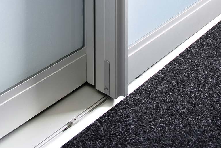 Noslēdzēji un fiksatori Screw plugs and position springs Katras bīdāmās durvis tiek nokomplektētas ar skrūvju noslēdzējiem. Tie estētiski nosedz durvju rāmja konstrukcijas savienojuma vietas.