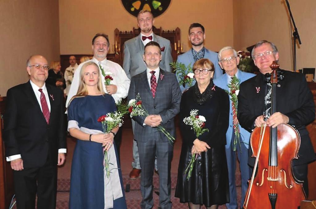 Diasporas kopienai ir nozīmīgi pulcēties valsts svētkos, kuros latviešu sabiedrība ar lepnumu svin savu latvietību.