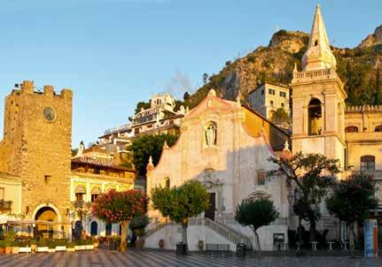 DÍA 2 TAORMINA Mañana: Paseo por el casco medieval de Taormina, emplazada sobre la costa del Jónico y con grandiosas vistas