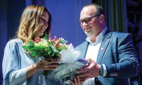 maijā kultūras pilī Ziemeļblāzma tika paziņotas konkursa Sieviete