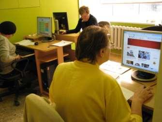 Baranovsku, bibliotēkā divas dienas datori tika atvēlēti interesentiem, kas konsultantu vadībā savus platību maksājumus pieteica elektroniskā formātā.