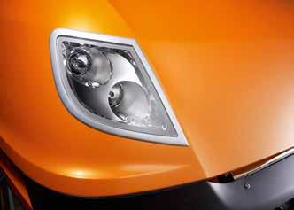 INOVATĪVS Priekšējos lukturos izmantota LED tehnoloģija ir papildaprīkojums kā arī ir jaunievedums kravas automašīnu nozarē.