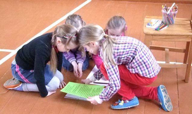 Lai radītu skolēniem iespēju attīstīt savas pašizpausmes prasmes un radošās prasmes, organizējām latviešu valodas metodisko nedēļu.