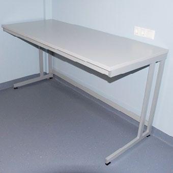 H-veida rāmi var veiksmīgi izmantot arī galdu konstrukcijām ar regulējamu augstumu.