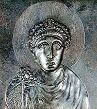 Romas imperators Teodosijs I (379-395) padarīja kristietību par vienīgu un oficiālo valsts reliģiju.