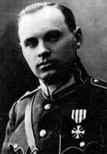 Kārlis Dzerres (1895-1951). Dzimis Valkā. Bijis zemkopis. Latvijas armijā iesaukts 1919.g. 27.II. Piedalījies visās kaujās, paaugstināts par virsleitnantu.