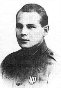 Herberts Saulītis (1900-2000). Dzimis Zvārtavas pagastā. Latvijas armijā no 1919.g. 24.V, piedalījies visās 8. Daugavpils kājnieku pulka kaujās.