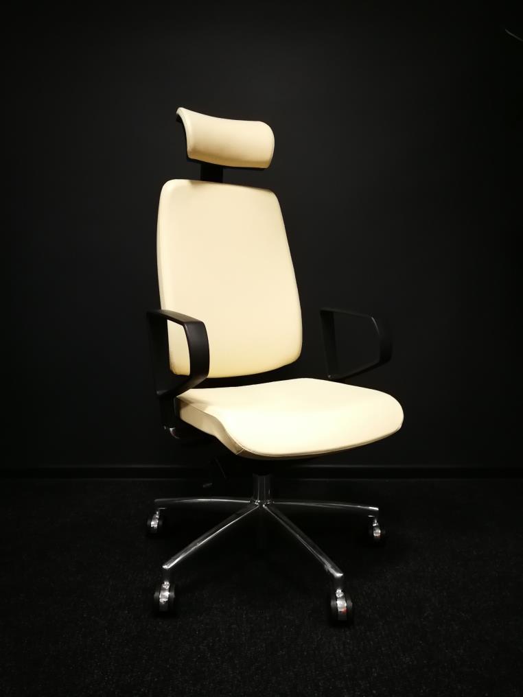 EUR 480 + PVN Krēsls
