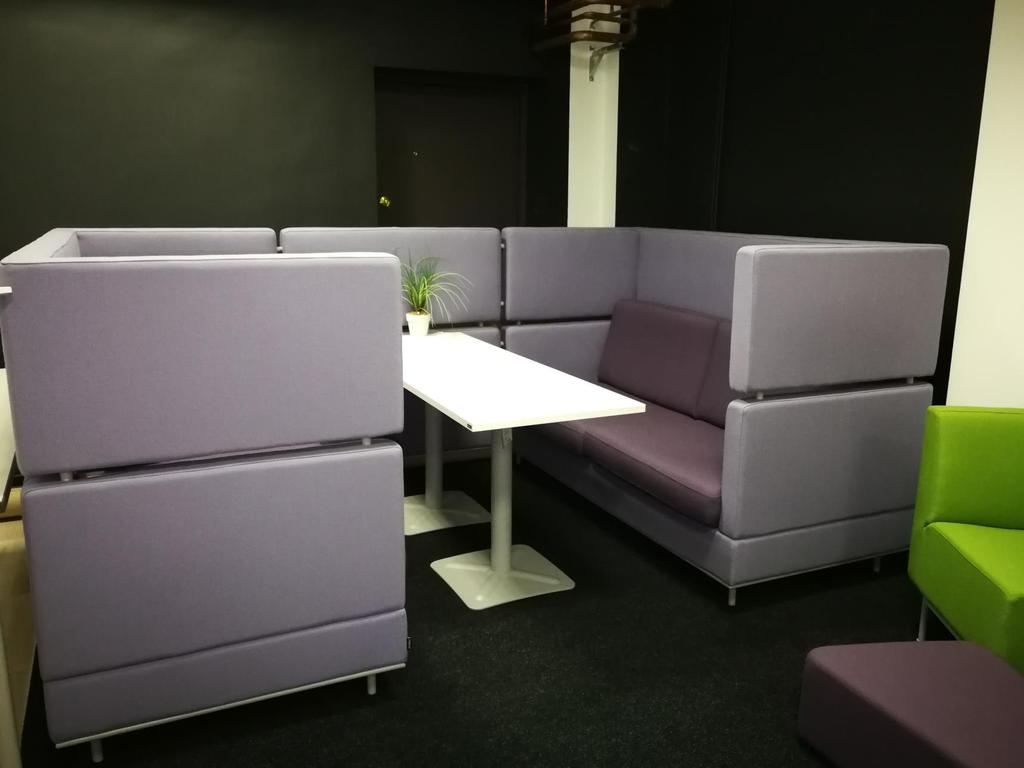 Akustiskais dīvāns Inko Pro Divu krāsu violeto toņu savienojums Cena: EUR